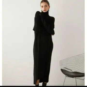 [ LA PEAU DE GEM ] 링킹 디자인 니트 원피스 블랙