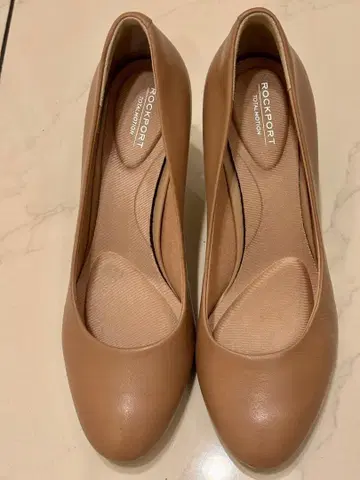 최종 가격 새상품급 ROCKPORT 펌프스 베이지 23.5cm