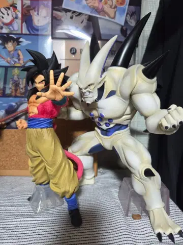 드래곤볼 GT 최강 라이벌 2체 세트 판매. 새상품급입니다.