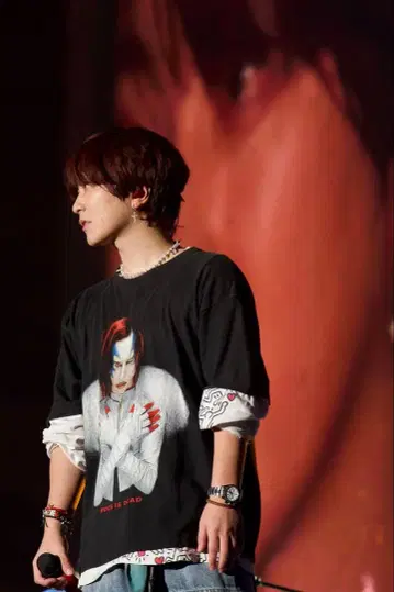 후카세 착용 마릴린 맨슨 T셔츠