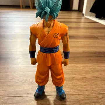 드래곤볼 초사이어인 갓 슈퍼사이어인 손오공 피규어