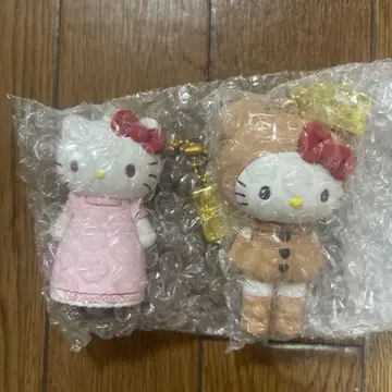 헬로키티전 시크릿 마스코트 참 A 곰 수트 에이프런