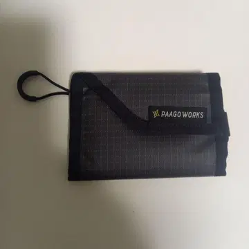 PAAGO WORKS 3단 폴더형 지갑 블랙