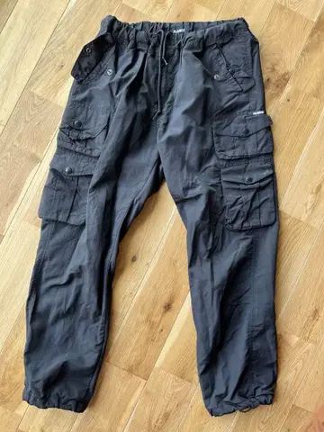 XLARGE 블랙 카고 팬츠