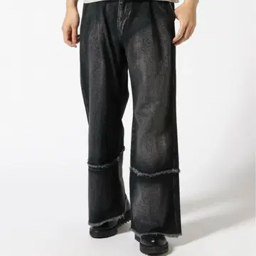 HARE 절개 프린지 데님 블랙