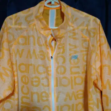 뉴발란스 오렌지 집업 자켓 사이즈 7