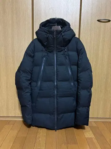 [새상품급] [가격 인하] 미즈사와 다운 마운테니어 하프 코트 블랙 L