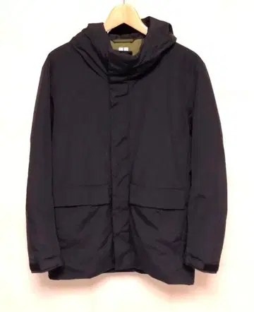 유니클로 하이브리드 다운 자켓 L 블랙