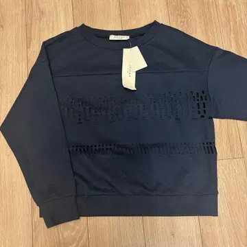 어도어 트레이닝복 니트 네이비 ADORE 티셔츠 맨투맨