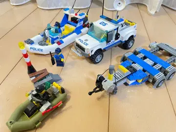 LEGO CITY 폴리스 오프로드 보트 캐리어