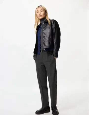 유니클로 웜 스마트 팬츠 M 다크 그레이