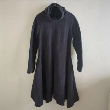 우사토 의류 원피스