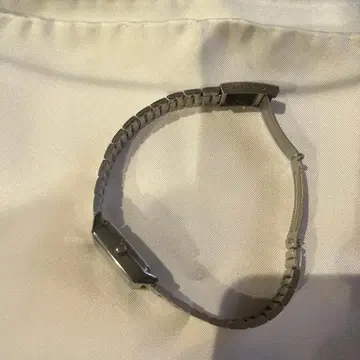 CASIO 스퀘어형 블랙 시계