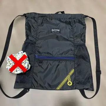 죠죠의 기묘한 모험 냅색