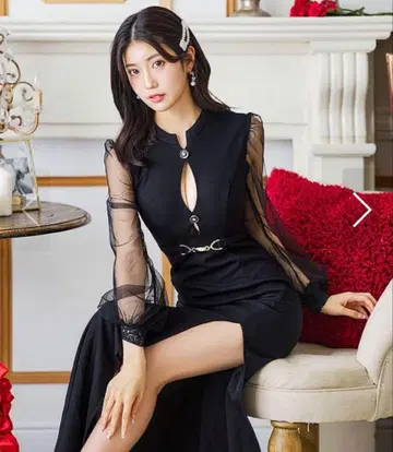 블랙 롱 드레스 JEWELS