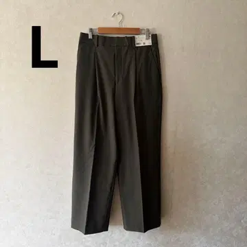 유니클로 여성용 턱 와이드 팬츠 (기장 표준) L 사이즈