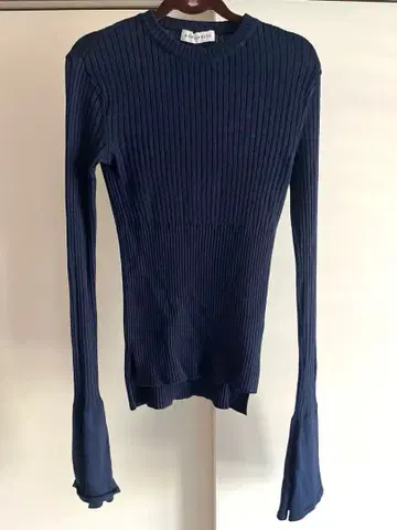 12/25까지 [ MYWEAKNESS ] 네이비 울 혼방 니트