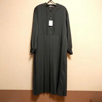 LUCA/LADYLUCALUCA 짙은 녹색 펄 버튼 롱 원피스 프리 ML