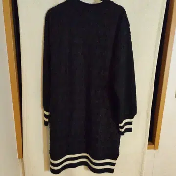 레이스 무늬 블랙 니트 원피스 긴팔