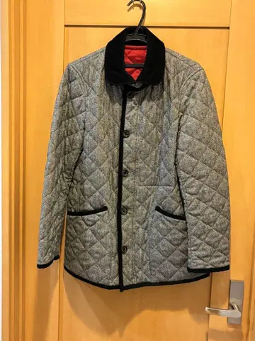 TK 그레이 퀼팅 자켓