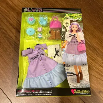 [ 미개봉 ] 리카짱 #Licca 칠카페타임 해시태그리카 의류