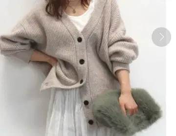 언그리드 미들 기장 니트 가디건