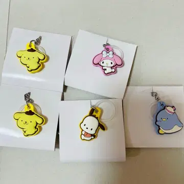 산리오 더블 참 구미 푸딩, 마이멜로디, 포차코, 턱시도샘