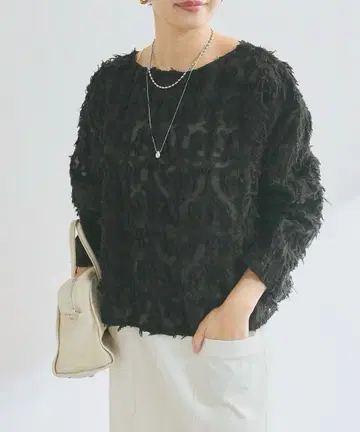 컷 자카드 시어 블라우스 블랙 RIVE DOROITE 리브 드로와