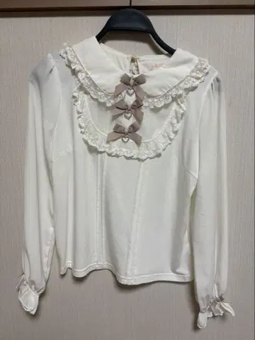 [LIS LISA] 레이스 리본 비쥬 컷 상의