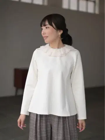 trefle+1 페더 옷깃 상의