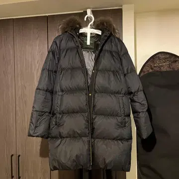 나노 유니버스 니시카와 다운 블랙 다운 자켓 사이즈 36