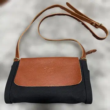 일비종떼 숄더백