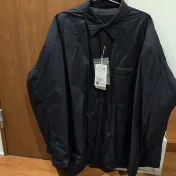 ADAM ET ROPE 블랙 다운 셔츠