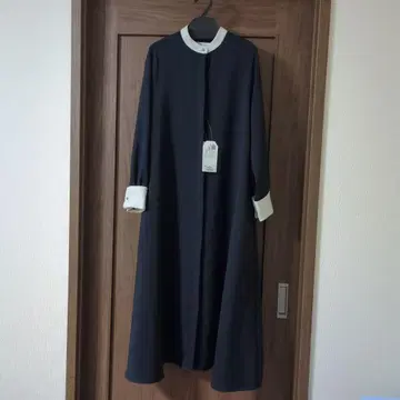 네이비 아이보리 커프스 원피스