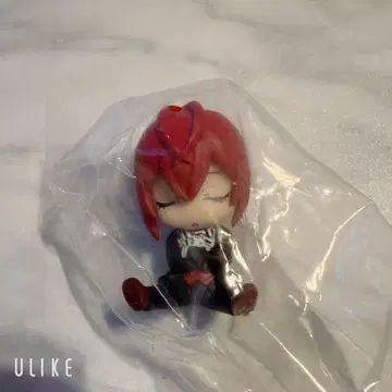 트위스테 리들 어깨 쿵 피규어