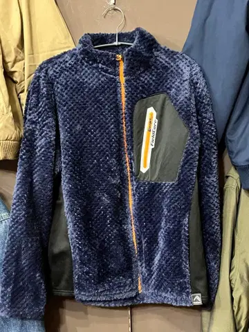 워크맨 기무라 타쿠야 네이비X오렌지 FieldCore 파타고니아