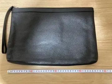 COS 블랙 가죽 클러치백