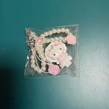 산리오 화이트 프릴 시크릿 키링 키티 헬로키티