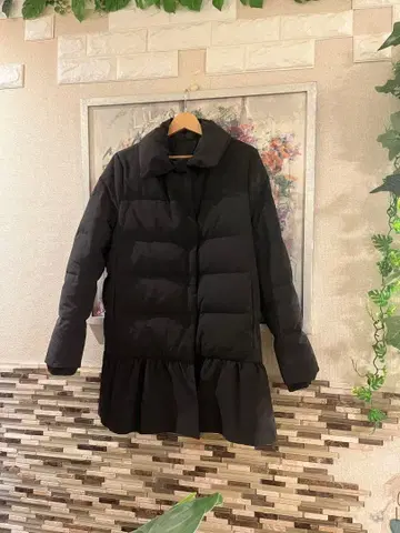 Kcarat 쿠로다 치에코 페플럼 다운 블랙 새상품급