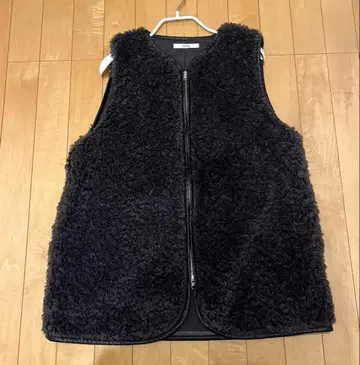 저널 스탠다드 리룸 시프 인조 모피 지퍼 베스트 그레이