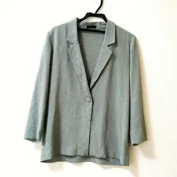 시선당 피스타치오색 긴팔 자켓