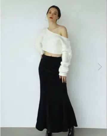 meltthelady cosmic line skirt 스커트