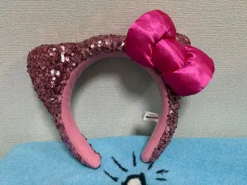 헬로키티의 핑크 스팽글 머리띠