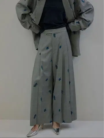 Ameri Vintage/CHECK FLOWER PLEATS PANTSM