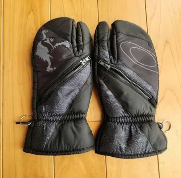yossy님 OAKLEY 장갑