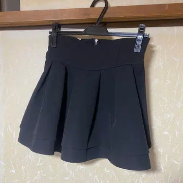 미셸 마카롱 슬림 레그 스커트 (블랙)