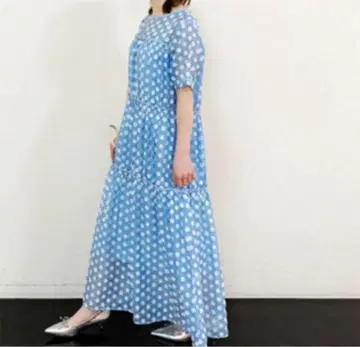 [ 미사용 새상품 ] 마릴린 문 도트 오간자 자카드 드레스