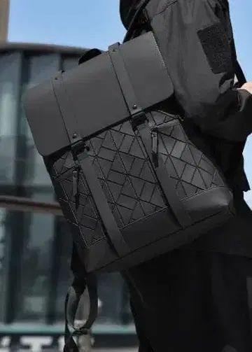 블랙 퀼팅 백팩