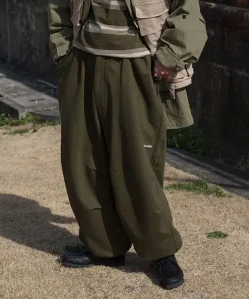 Perushu 슈퍼 와이드 맨투맨 스노우 팬츠