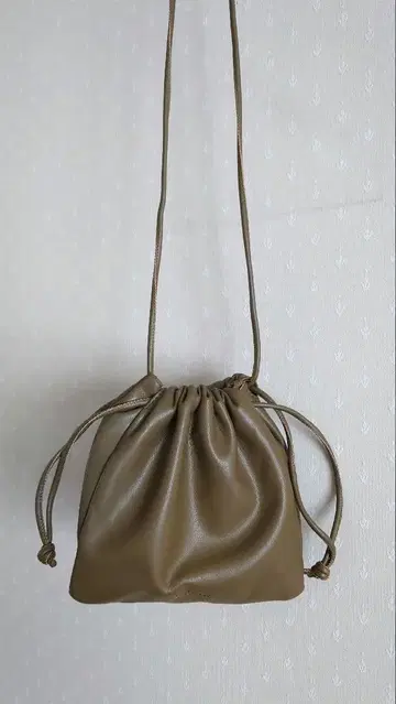 ESLOW 에슬로우 드로우 스트링 숄더백